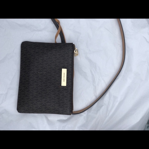 Michael Kors waist bag - Picture 4 of 6